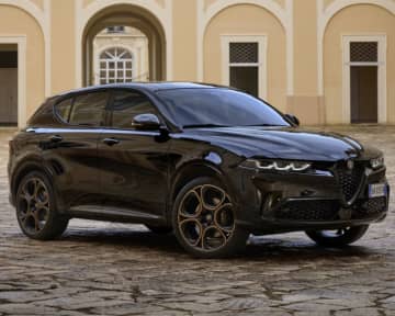 アルファ ロメオ「TONALE Hybrid INTENSA」登場　限定56台で発売開始
