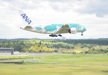 離着陸機間近に体感　芝山　航空科学博物館　10月1日から屋上一般開放