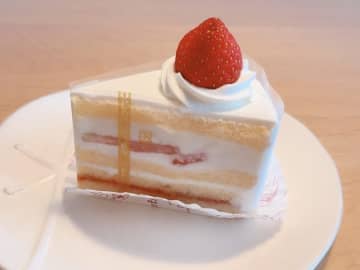 【土呂】店内でひとつひとつ心をこめて作るフレッシュないちごのショートケーキが人気「MURAKAMI（ムラカミ）」