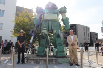 高橋良輔氏×大河原邦男氏、「スコープドッグ モニュメント設置5周年記念トークショー」「ボトムズ」が繋ぐ、クリエイター×ファン×地域