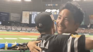 「ないちゃいましたぁ」「このまま日本一だ！」ソフトバンク、リーグ優勝の“歓喜の裏側”を公開　孫正義会長も胴上げで宙に