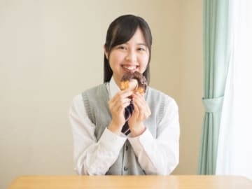 【Q＆A】「一口ちょうだい」ってたくさん食べる友達がいます。法的に問題ないのでしょうか？