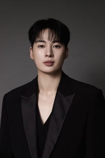UP10TION コギョル、OAK COMPANYと専属契約を締結…俳優としての活動に期待