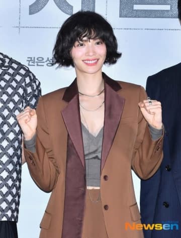 ナナ、新曲「GOD」がKBS放送不適格判定に“低俗な表現が使用された歌詞”