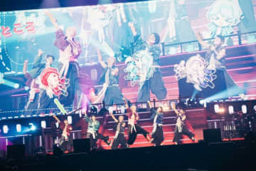 2.5次元アイドルグループ「いれいす」9万人動員の全国アリーナツアーを完走！「東京ドームに行くんで。マジでよろしく」【最終日公演レポ】