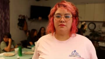 一晩を生き抜くことさえ運次第、犯罪多発のメキシコで暴力に立ち向かう女性タクシードライバー
