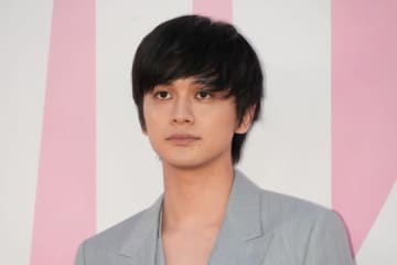 「すご…」北村匠海の“衝撃的”な姿にSNSくぎ付け「一瞬誰か分からなかった」「イメージ違いますね」