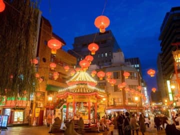 71歳女性「神戸は夜景が素晴らしい。中華街で異国情緒も味わえる」2泊30万円・秋の夫婦シニア旅