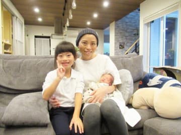 妊娠中の右胸全摘、抗がん剤治療「おなかの子を守れるなら、おっぱいが1つなくなったっていいと思った」【妊娠期がん経験談インタビュー】