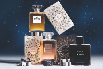 シャネル2025年クリスマスコフレ“星空のきらめき”パール入りボディ オイルや限定フレグランス
