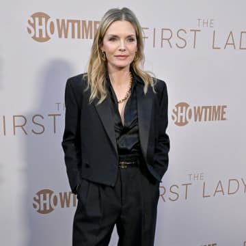 ミシェル・ファイファー、昨年初孫が誕生していた