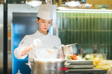 『暴君のシェフ』で世界中から熱視線　ユナ、少女時代のまぶしさそのままにトップ女優へ