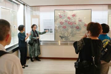 日本最初の職業漫画家「北沢楽天」収集の美術品公開　さいたまの漫画会館で展示　貴重なコレクション50点が一堂に