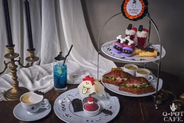 Q-pot CAFE.25年ハロウィン、コウモリ舞うアフタヌーンティー＆オバケのスイーツプレート