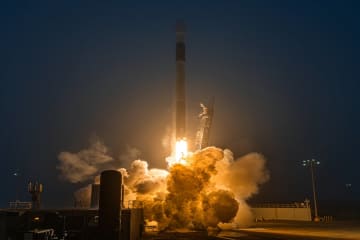 ファイアフライ、試験中に「アルファ」ロケットが爆発–スケジュールへの影響は不明