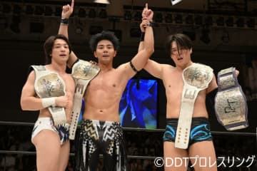 THE RAMPAGE武知海青がデビュー5戦目で自力初勝利＆タイトル初戴冠の快挙！「一番しんどい戦いだったんですけど、自分をもっと超えていきたい」