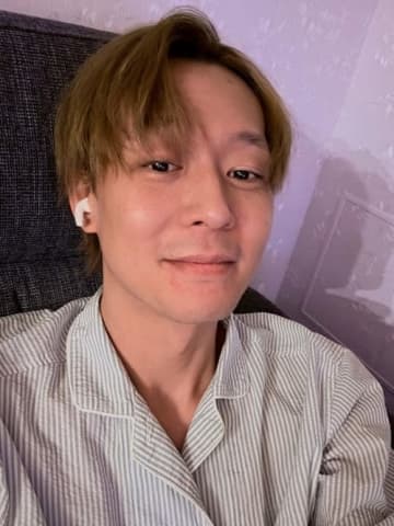 “日本で活動中”の元東方神起・ユチョン、日本語交えた笑顔の近況…5億ウォン賠償命令後の投稿に母国注目