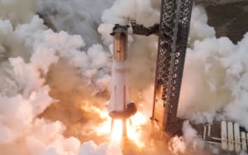 スペースX、スターシップを10月13日に打ち上げへ–現行版では最後、次回はより大型に