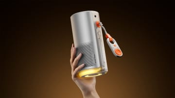 Aladdin X初のポータブルプロジェクター「Aladdin Poca」。Makuakeで先行販売