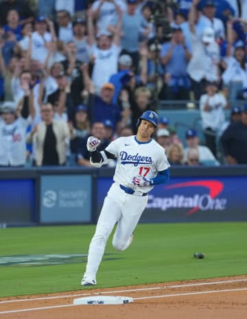 大谷翔平、先頭打者弾＆ＰＳ初の1試合2発で打線けん引！ドジャース、レッズに10-5快勝！