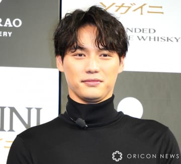 福士蒼汰、ウイスキーブレンド体験に興奮「科学の授業みたいで楽しいですね！」