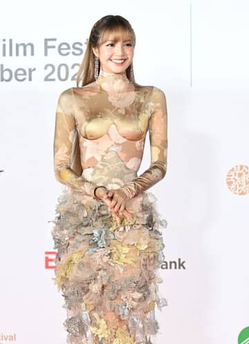 次はハリウッドに進出か　本格化するBLACKPINKメンバーの“女優業”、現実的な評価は？