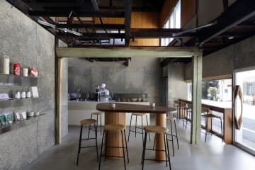 まるで“ラボ”のようなコーヒーショップ「サマア」が三軒茶屋にオープン！