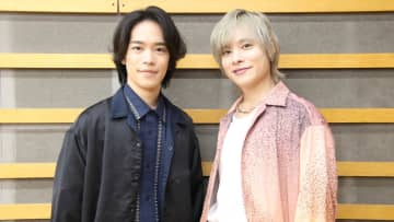 【声優インタビュー】小野賢章&岡本信彦　過去イチレベルの“弾丸セリフ”に「アフレコがスポーツみたい（笑）」〜TVアニメ『破産富豪 The Richest Man in GAME』〜