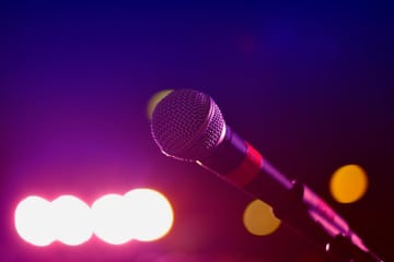「楽曲の無断学習」でAI企業が訴えられた！音楽生成AIの意外な落とし穴とは…