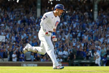 鈴木誠也 ポストシーズン初本塁打はチームを救う貴重な同点弾！ 自身初の大舞台に「終始鳥肌が立っている」