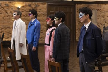 事情聴取を受ける二階堂（森川葵） 一連の事件の裏にいる人物を乾（藤井流星）らと追い詰める＜『スティンガース』最終話完全版＞