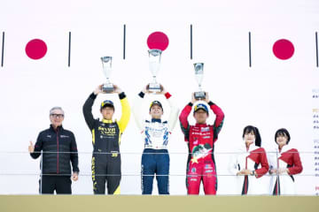 SKY GROUP、木村偉織がPCCJ2025シリーズチャンピオンに！　6年ぶり復活のSKY Racing、25周年記念シーズンで快挙達成