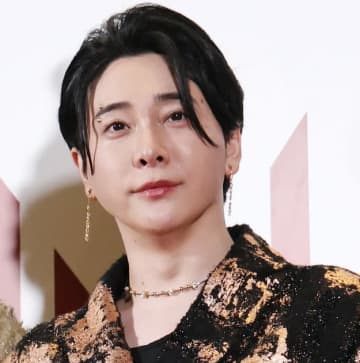 「お顔は…もっくん！？」ミセス、まさかの近影にSNSざわつく「怖い…」「頭に遊園地生えてる」