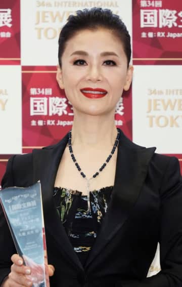 「キッチンも広くてキレイ」大地真央、自宅での食事ショットに反響→「4種類ってすごい！！！」「お見事」