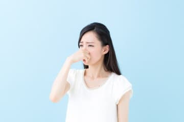 お部屋の気になるニオイを消す方法3選　悪化する『やってはいけない対処法』も