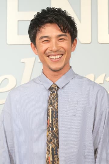 中尾明慶、1000万越え“高級車”を納車⇒「今1番カッコいい車」「すれ違ったら間違いなく二度見」と反響