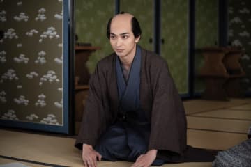 美女が体に蛇を這わせ、障がいのある人も見世物に。江戸庶民を熱狂させた衝撃の小屋の実態とは