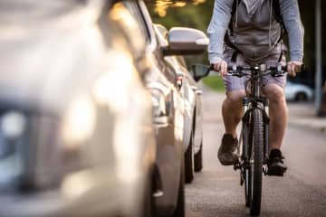 車目線で見た『自転車の危険な行動』５選　大きな事故につながることも