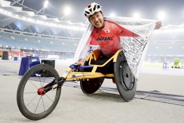 パラ陸上世界選手権、佐藤が優勝　男子400メートル