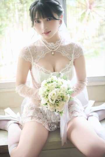 #Mooove!・姫野ひなの、透け感ウエディング衣装で色白美ボディ披露「グラビアザテレビジョン」アザーカット5点公開