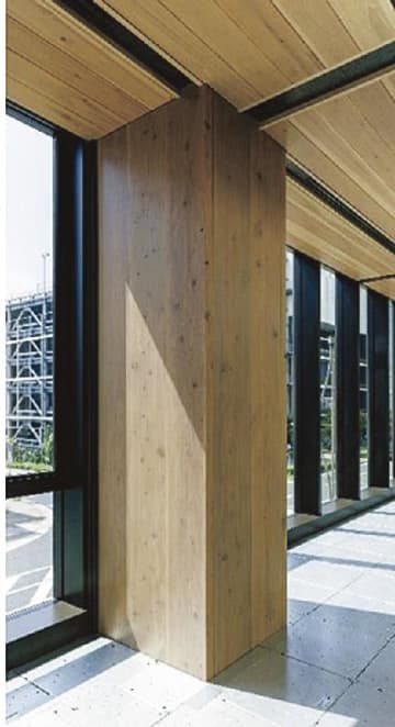 鹿島／無垢スギ材つなぎ合わせ１・５時間耐火／中低層Ｓ造建築物で普及めざす