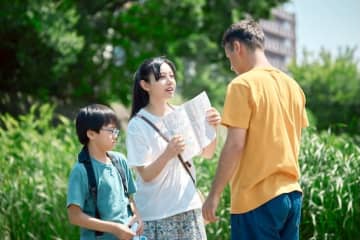 「ろう者VSクルド人」言語バトル勃発！河合健監督最新作『みんな、おしゃべり！』予告編解禁&公開日決定