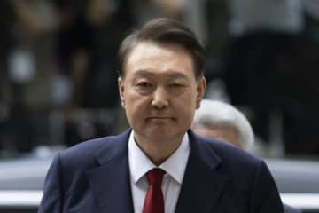公務執行妨害に続き内乱首謀容疑も…尹錫悦前大統領の裁判の一部を中継＝韓国