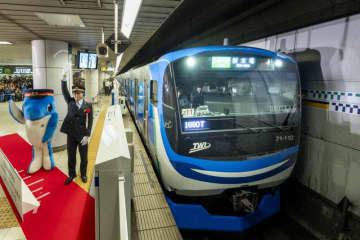 りんかい線　新型車両『71-000形』ついにデビュー！