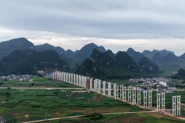 魚宜高速道路、建設工事6割完了　中国広西チワン族自治区
