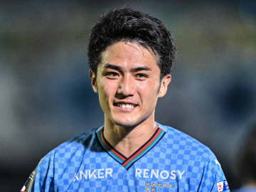｢始まったぁぁぁぁぁぁ！｣J1川崎恒例の“奇祭”ハロウィン仮装が元日本代表MFの｢キング→殿｣からスタート！｢一発目から破壊力やばいな｣｢川崎のキングが殿に!!｣