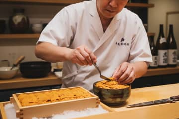 「時価」と書かれた海鮮丼、値段聞かずに注文したら…　「高すぎて草」「怖い」話題に