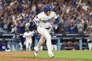 ドジャース、2連勝で地区シリーズ進出！　山本由伸が113球熱投で7回途中2失点　大谷翔平はタイムリーで快勝貢献　佐々木朗希がPS初登板で最終回を締める