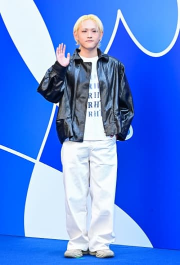 巨人軍の投手だった父もトップ女優だった母も叔父も39歳で突然この世を去る…母の17周忌で息子ファンヒが語ったこと