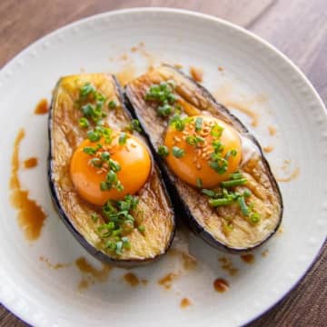 【なす1本でここまでウマい】「ご飯3杯消える」「家族が秒で完食」箸が止まらない絶品レシピ